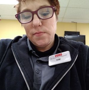 Meet your Posher, Kim